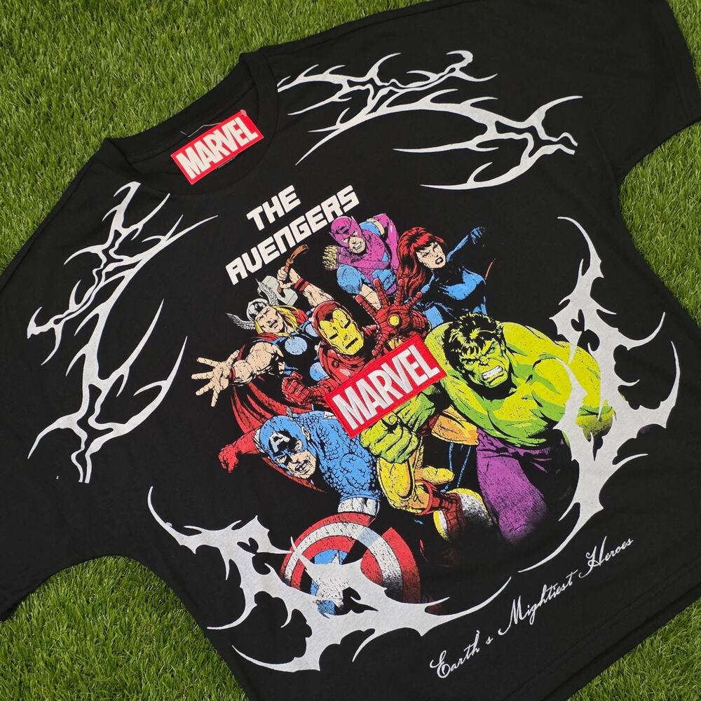 Marvel The Avengers Retro Graphic Crewneck T-Shirt Men's Size Large Black Tee